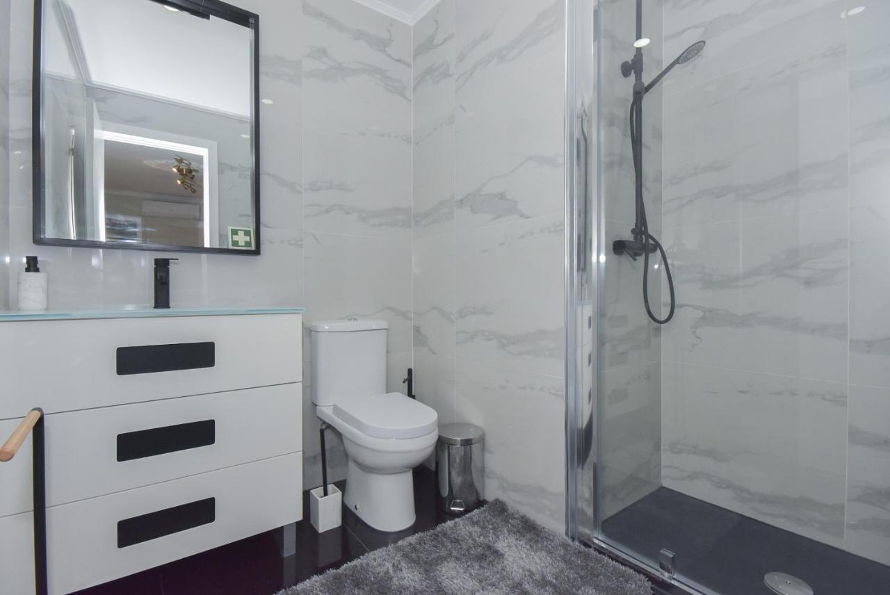 Douro Prime Downtown Hotel บีลาโนวาเดกายา ภายนอก รูปภาพ