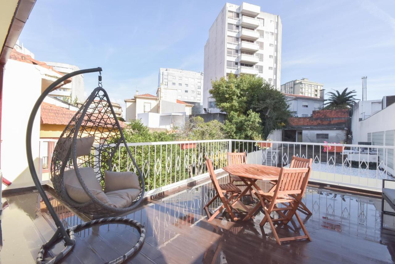 Douro Prime Downtown Hotel บีลาโนวาเดกายา ภายนอก รูปภาพ