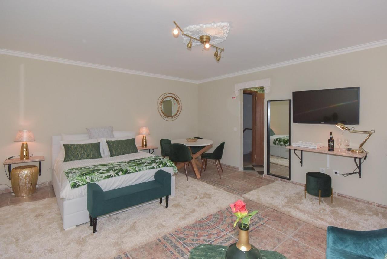 Douro Prime Downtown Hotel บีลาโนวาเดกายา ภายนอก รูปภาพ